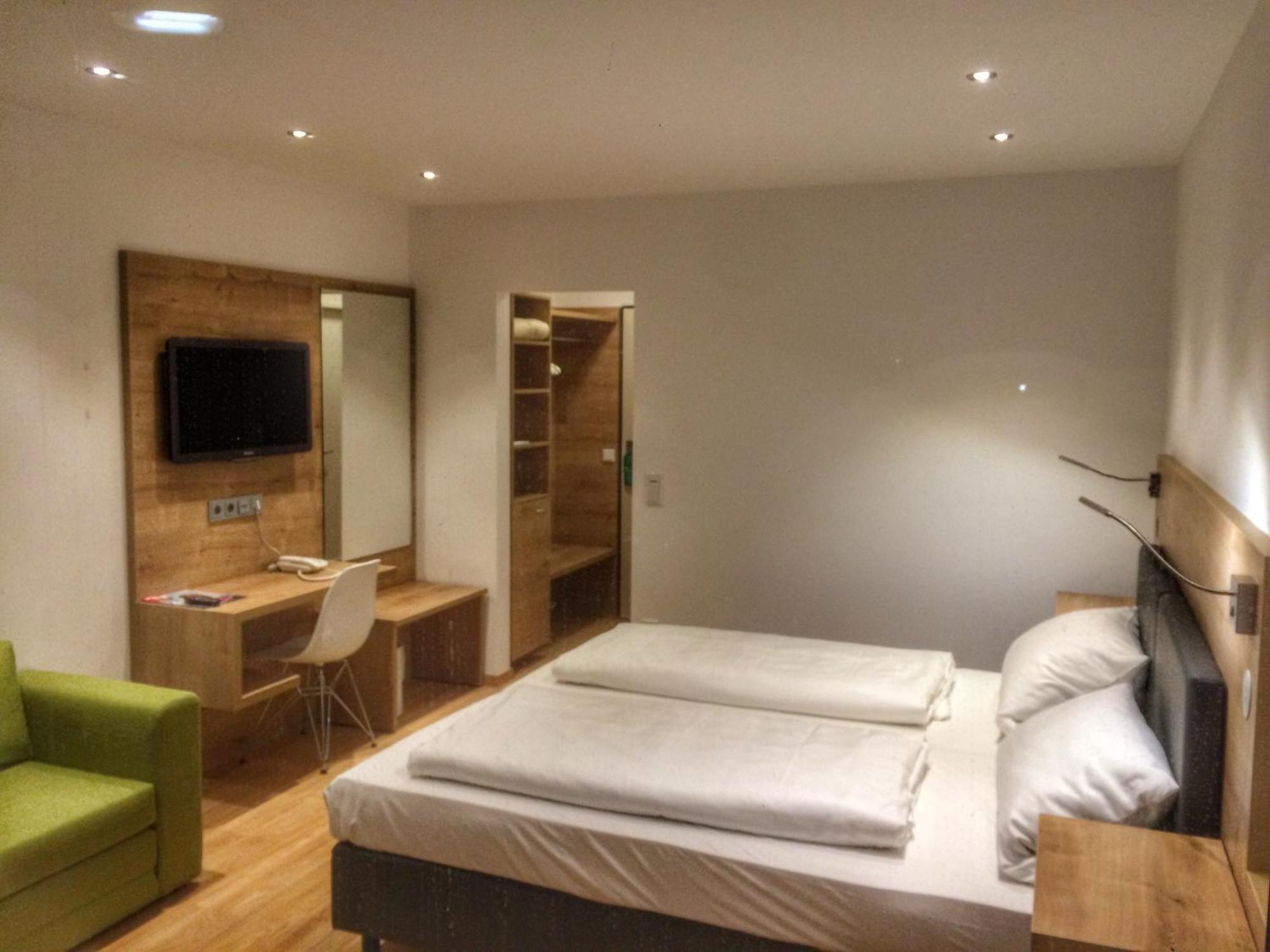 Hotel Knorz Zirndorf Phòng bức ảnh